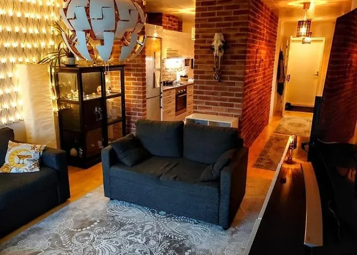 شقة Terracehouse With Sauna And Private Backyard *