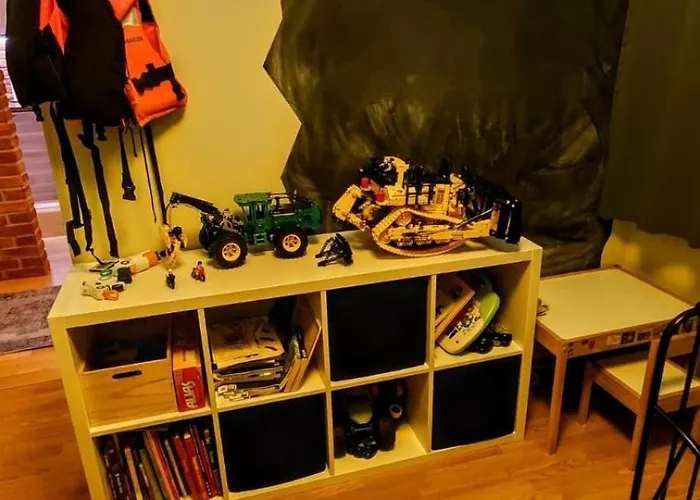 Terracehouse With Sauna And Private Backyard